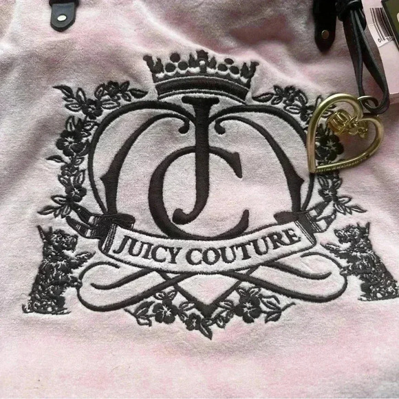 Juicy Couture - Picture 4 of 7